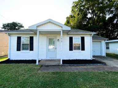Main picture of 1619 S Kentwood Ave