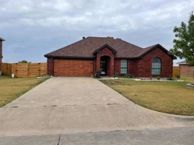 Main picture of 412 Windmill Dr