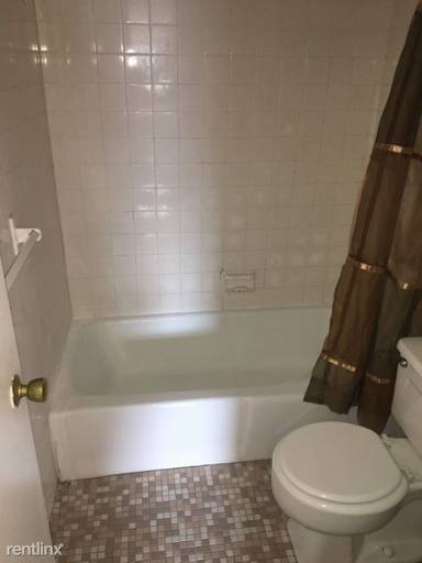 Main picture of 4411 Walnut St