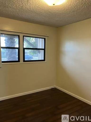 Main picture of 4892 San Bernardino St