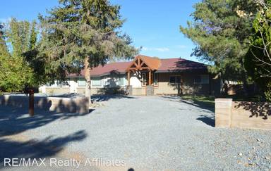 Main picture of 3527 Arcadia Dr