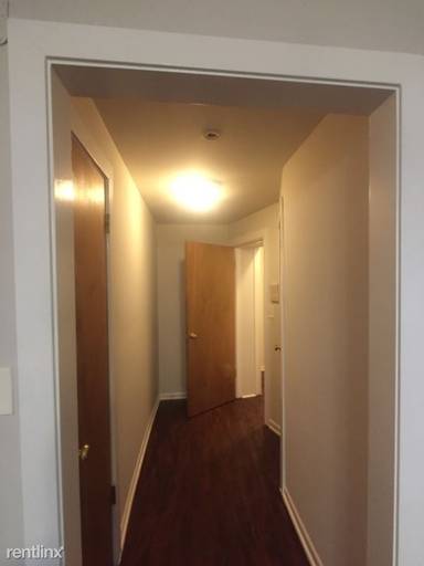 Main picture of 1441 W Lunt Ave