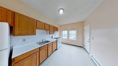 Main picture of 33 Elmore St