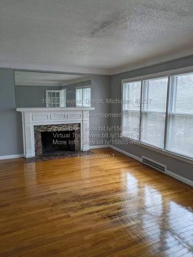 Main picture of 15865 Prevost St