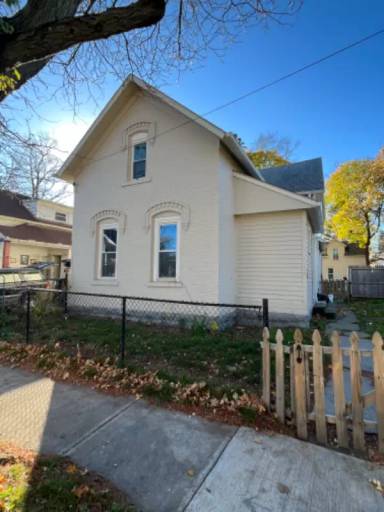 Main picture of 3168 W 50th St