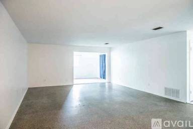 Main picture of 912 Plato Ave