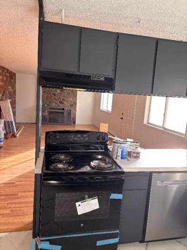 Main picture of 1128 33rd St SE