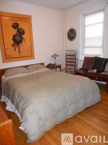Main picture of 110 Warren St