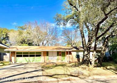 Main picture of 3100 Stardust Dr