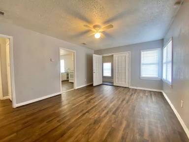 Main picture of 3111 Dartmouth St
