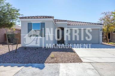 Main picture of 1753 E Desert Breeze Pl