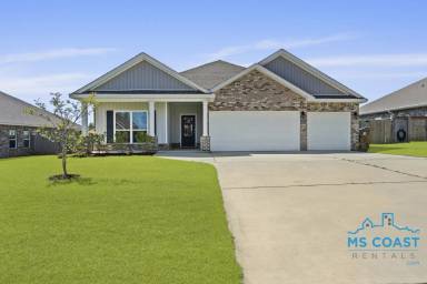 Main picture of 15374 Woodmanse Way