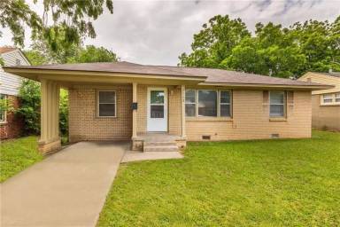 Main picture of 2113 Brighton Ave
