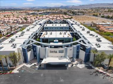 Main picture of Park House