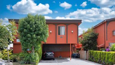 Main picture of 3666 Keystone Ave
