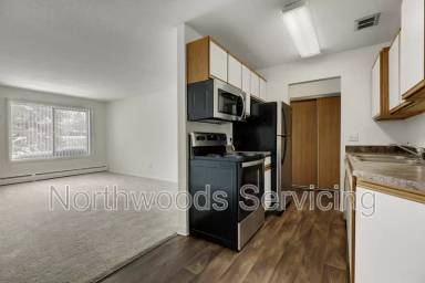 Main picture of 2240 Skillman Ave E