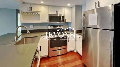 Main picture of 420 Valley St