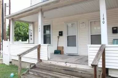 Main picture of 98 N Lancaster St