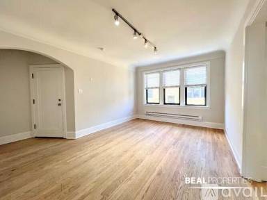 Main picture of 2317 N Rockwell St