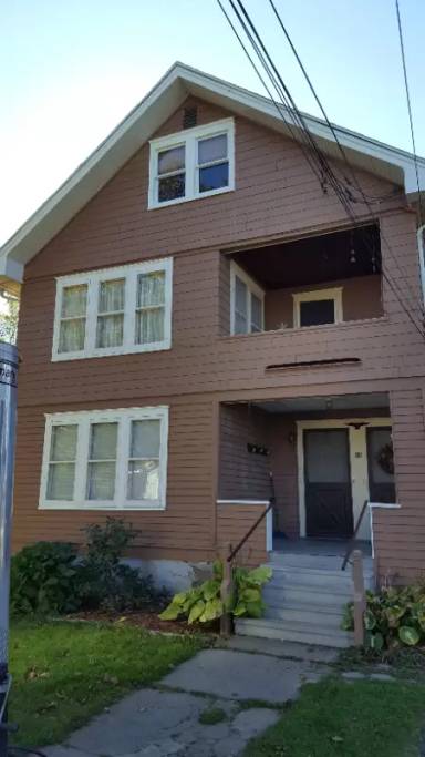 Main picture of 22 Beacon St
