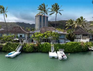 Main picture of 207 Kawaihae St