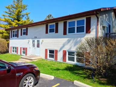 Main picture of 24 Pine Ridge Ct
