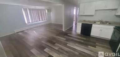 Main picture of 612 7th St S