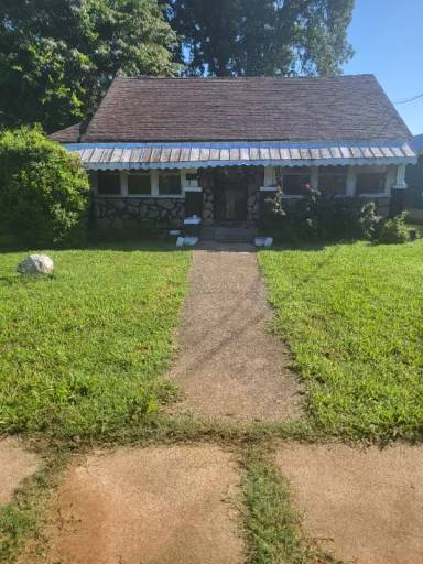Main picture of 608 12th Street Ensley