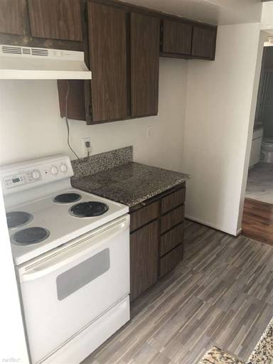 Main picture of 4664 W 3rd St