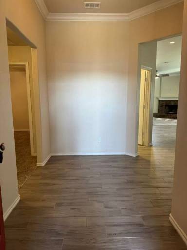 Main picture of 10501 Viola Ave