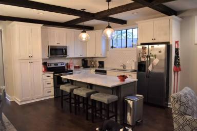 Main picture of 630 Annex Ave