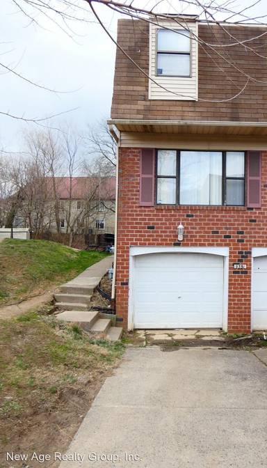 Main picture of 9351 Jamison Ave
