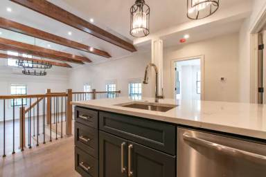 Main picture of 5 Benefit St