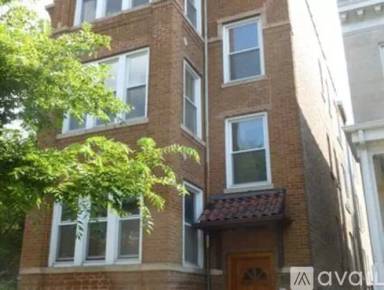 Main picture of 4209 N Ashland Ave