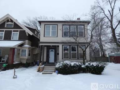 Main picture of 425 Boston Pl