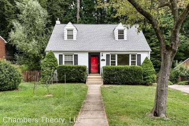 Main picture of 6506 Oakwood Dr