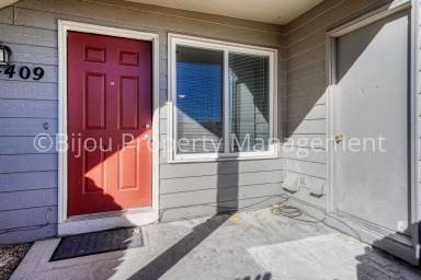 Main picture of 4417 Hunting Meadows Cir