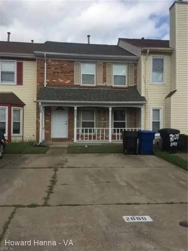 Main picture of 2080 Lyndora Rd