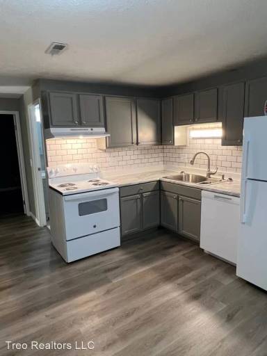 Main picture of 7857 Harrison Ave