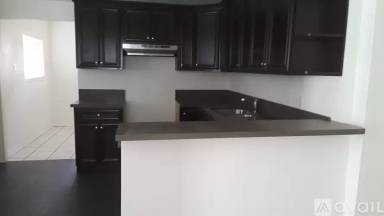 Main picture of 664 S McBride Ave