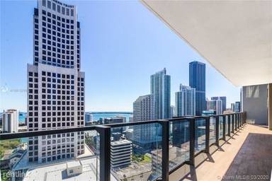 Main picture of Reach at Brickell City Center