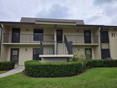 Main picture of 21 Plantation Dr