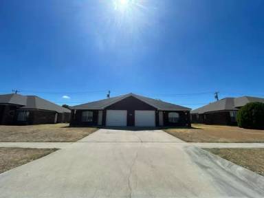 Main picture of 3802 Hitchrock Dr