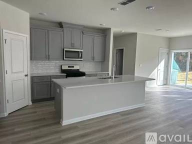 Main picture of 1555 Villageside Ct