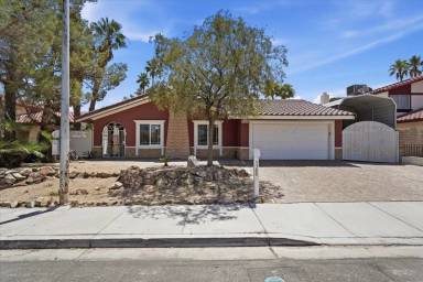 Main picture of 5389 Kalmia Dr