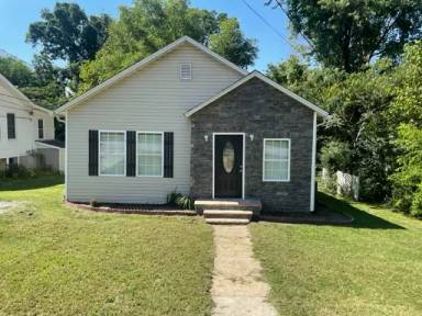 Main picture of 513 W 7th Ave
