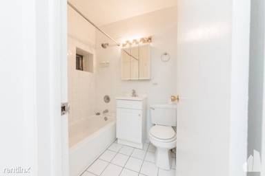 Main picture of 701 W Belmont Ave