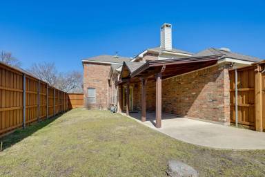 Main picture of 7171 Juniper Dr