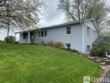 Main picture of 114 S Ronks Rd
