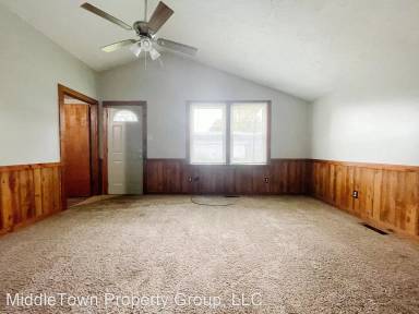 Main picture of 1800 W 19th St